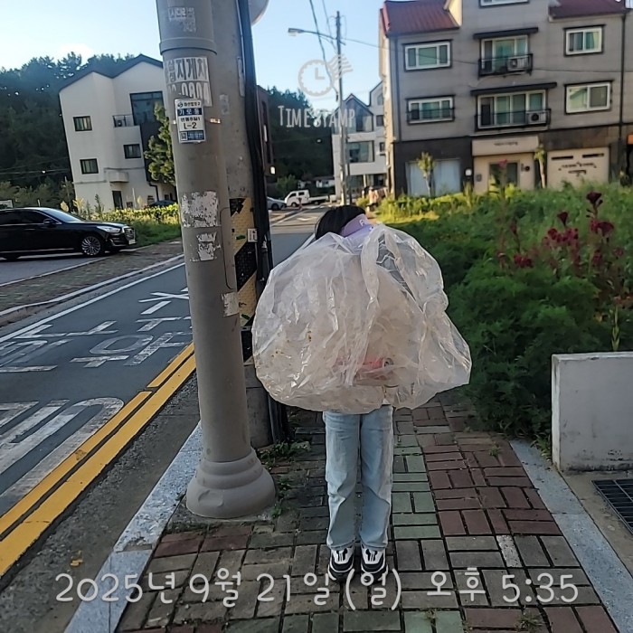 fa81b0b6fcfd769c439572256edbc0b3_1758505