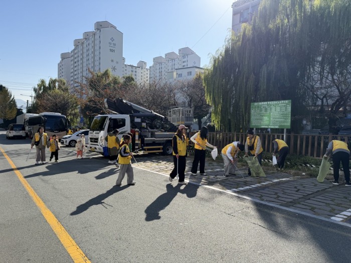 3ce6e2f6ce2706fda3fd659a98fb82a7_1764903