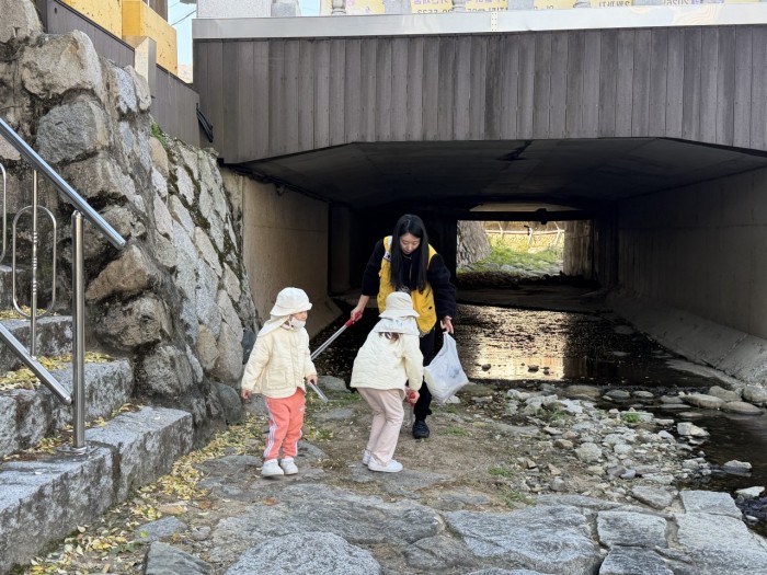 3ce6e2f6ce2706fda3fd659a98fb82a7_1764903