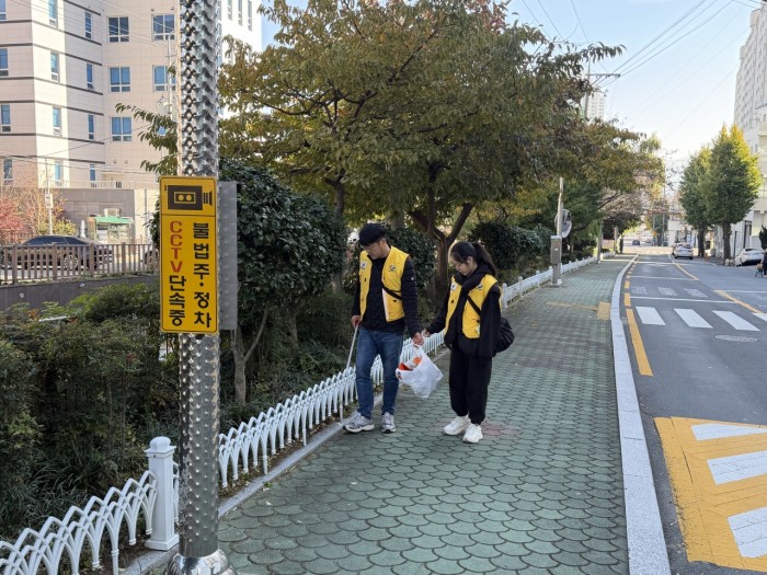 3ce6e2f6ce2706fda3fd659a98fb82a7_1764903