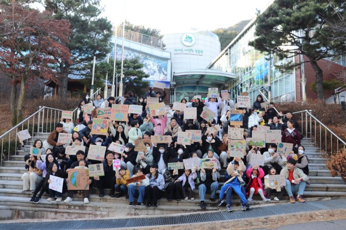 3ce6e2f6ce2706fda3fd659a98fb82a7_1764903