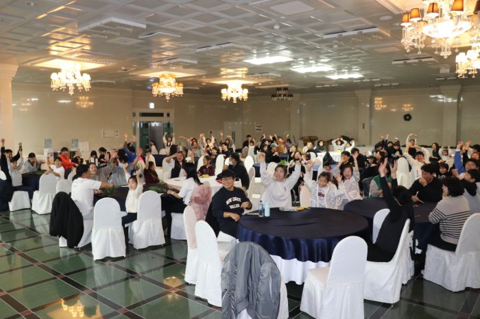 3ce6e2f6ce2706fda3fd659a98fb82a7_1764903