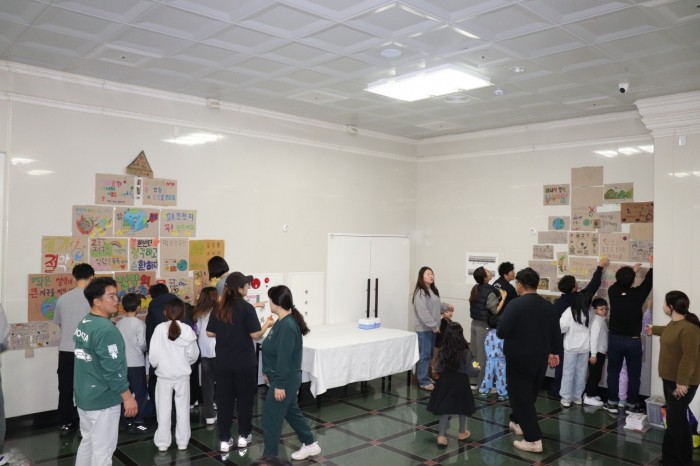 3ce6e2f6ce2706fda3fd659a98fb82a7_1764903