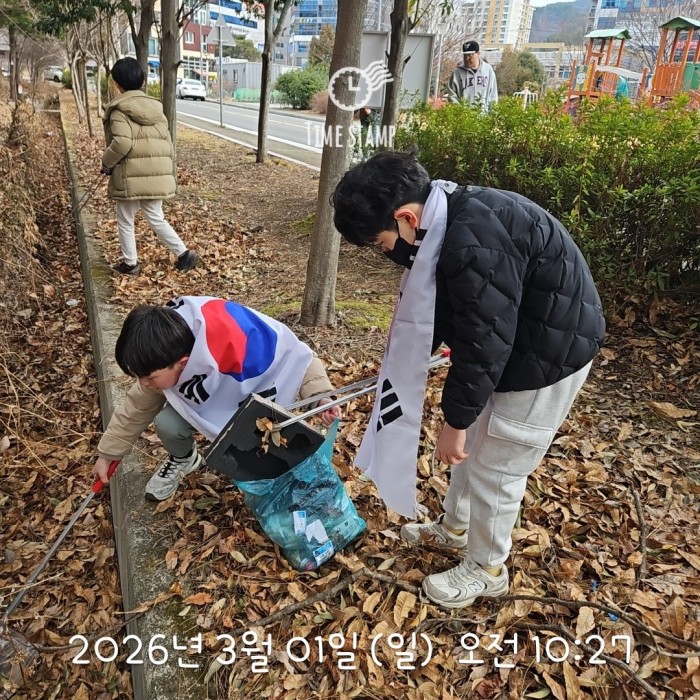 b123aabbfcedfa4c32794181d01400e9_1772502